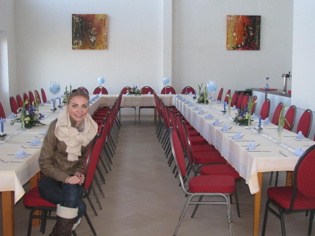 Pension Am Radweg & Ristorante Juani Wriezen Екстериор снимка
